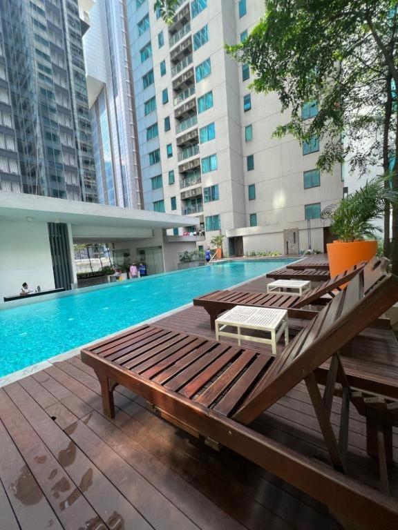 Mercu Summer Suites Klcc By Sweet Home Kuala Lumpur Exterior foto